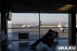 Пассажирам из ЯНАО придется ожидать разрешения дальнейших полетов в аэропорту 