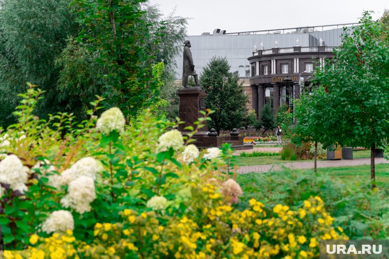 К 300-летнему юбилею благоустроили более 40 парков и скверов города