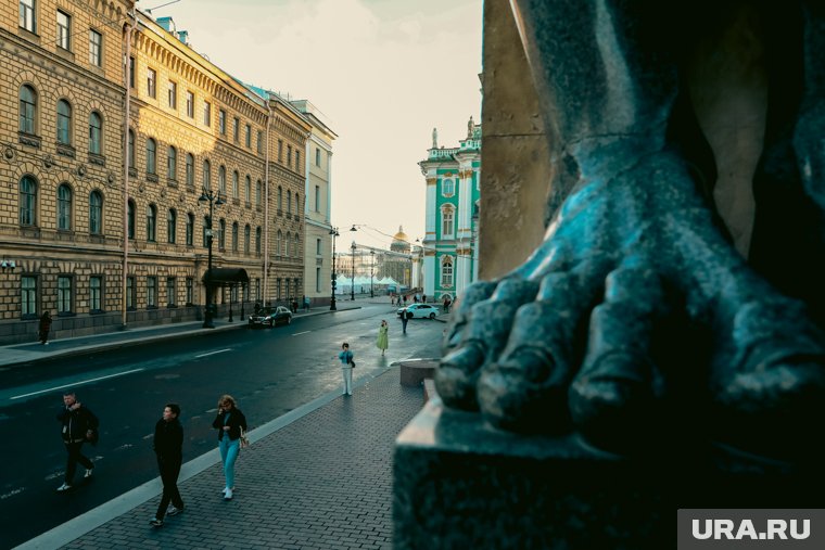  Многие петербуржцы замечают в "Невском" знакомые места и маршруты