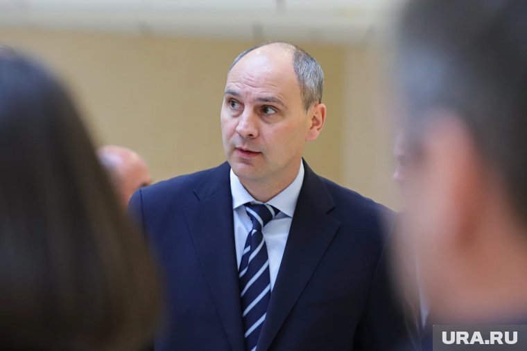 Денис Паслер на прошлой неделе летал в командировку