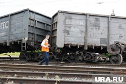 В Курганской области грузовой поезд сошел с рельсов. Фото