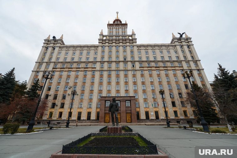 Ученый ЮУрГУ Евгений Соломин с коллегами предложил способ получать больше электричества