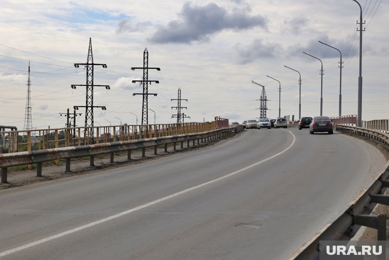 На путепроводе в Новом Уренгое обновили дорожное полотно и установили новое освещение (Архивное фото)