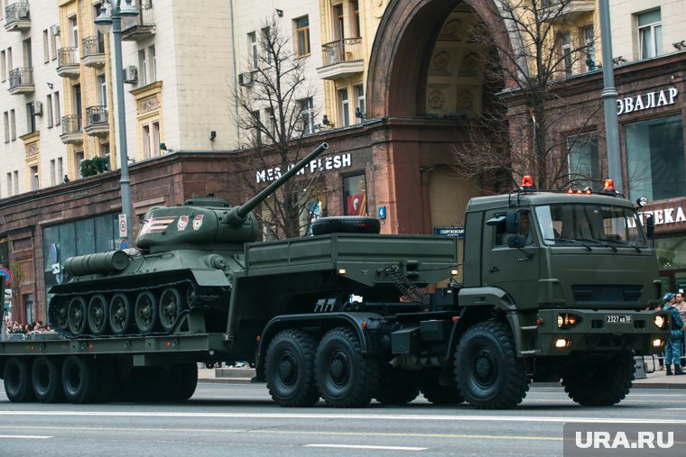 В Москве на параде Победы представят как советскую, так и современную технику (архивное фото)