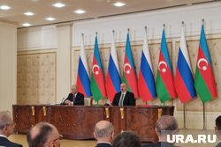 Путин также попросил именинницу передать привет ее супругу президенту республики Ильхаму Алиеву