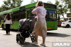 С начала года на работу приняли 90 человек и еще 35 — уволили