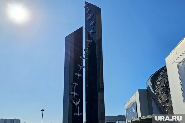 У « Крокуса» открыли мемориал в годовщину теракта