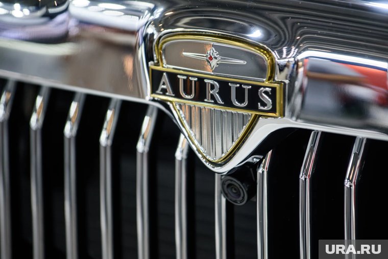 Aurus представил коллекцию сумок за 2,6 млн рублей и одежду в Минске
