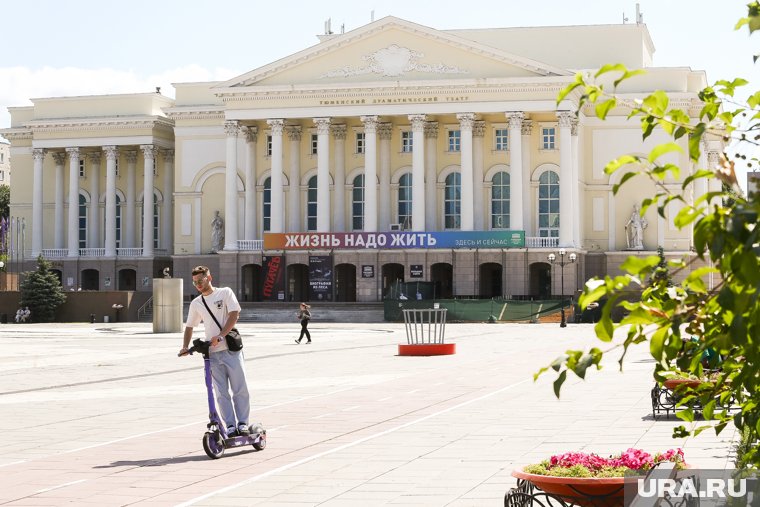 Актеры считают ремонт «несогласованным»