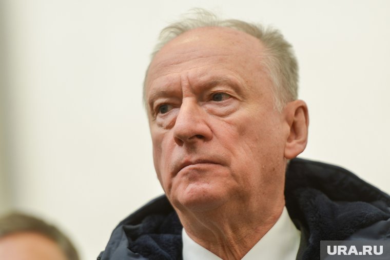 Патрушев отметил, что жители регионов Украины сами должны определять свое будущее