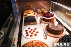 К обеду некоторые десерты уже закончились 