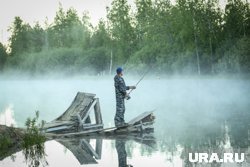 На озере не раз видели огромных рыб