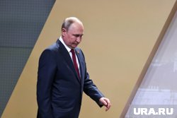 Глава РФ Владимир Путин заявил, что в России нельзя обучать детей в школах без знания русского