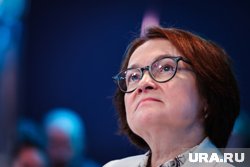 Набиуллина заявила, что крепкий рубль позволит снижать ставку быстрее