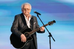 Юрий Антонов сейчас находится дома