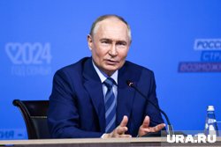 Глава РФ Владимир Путин заявил о том, что ВС РФ уверенно продвигаются по всей ЛБС