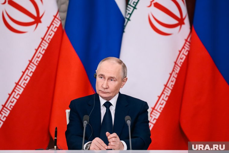 Путин подчеркнул, что РФ предпринимает усилия, чтобы оказать содействие иранскому народу