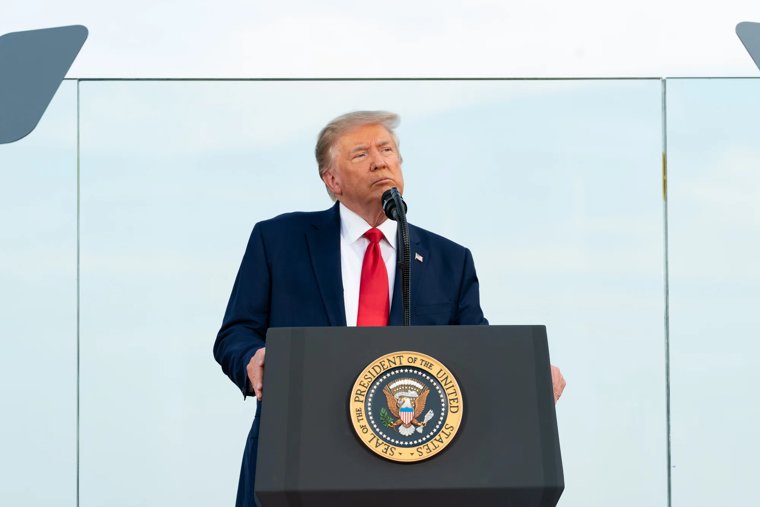Трамп обвинил демократов в гибели украинки
