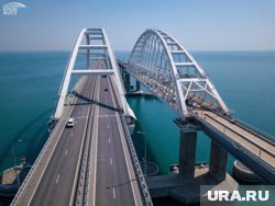 На Крымском мосту перекрыли дорогу из-за атак ВСУ