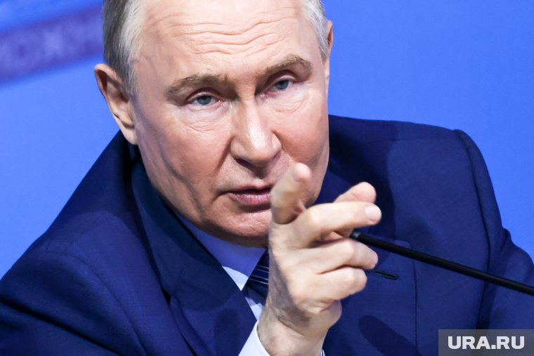 Старшеклассники из Александровска записали обращение к главе государства
