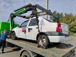Автомобиль курганского таксиста отправили на штрафстоянку