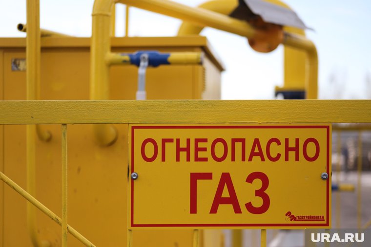 В Кургане идут восстановительные работы после пожара на газовой подстанции
