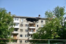 Взрыв произошел на последнем этаже пятиэтажного дома в Серове 22 июня