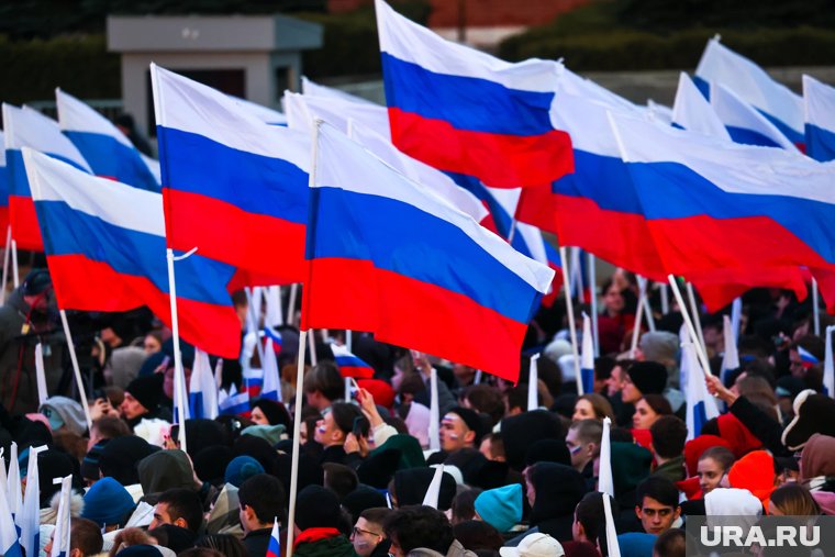 В День воссоединения Донбасса и Новороссии с Россией проходят митинги, концерты и акции солидарности по всей стране 