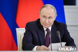 Путин расширил действие указа о поддержке волонтеров в новых регионах и Крыме на все приграничье
