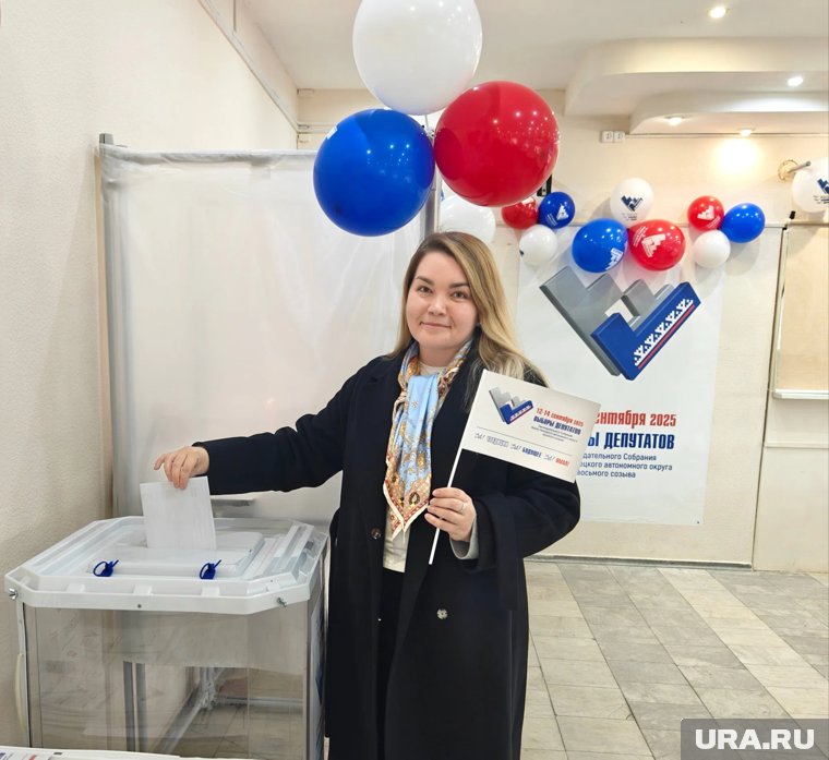Ирина Новоселова голосовала в Новом Уренгое