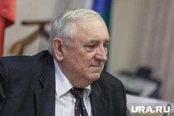 Экс-глава Тюмени Киричук обратился к стихотворению Маяковского на заседании комиссии гордумы