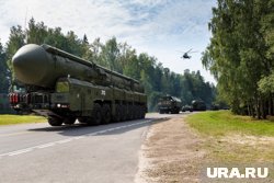 Россия хранит 100 ядерных боеголовок рядом с польской границей, считает Радослав Сикорский