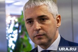 Алескей Романов посетил последний звонок в школе №12