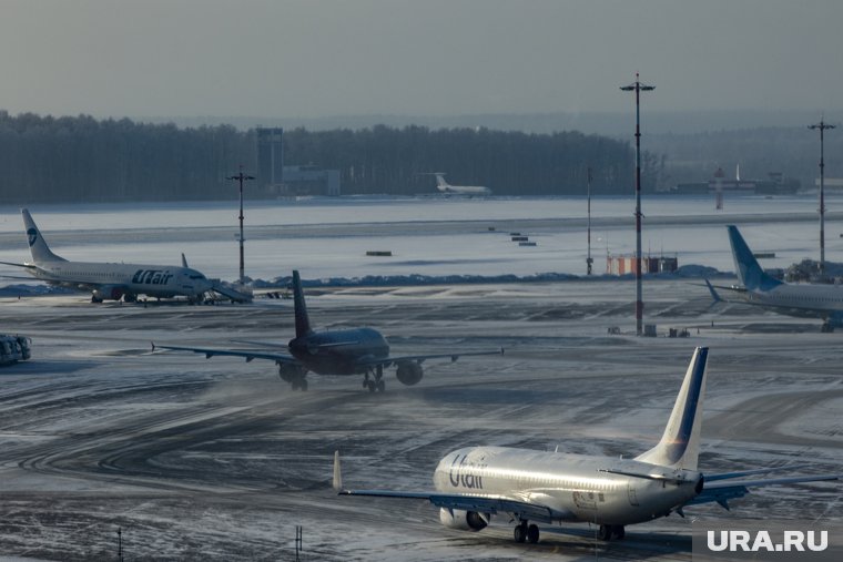 Utair отсудил компенсацию за повреждение самолета при столкновении в аэропорту Москвы