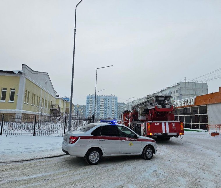 В Новом Уренгое прошла эвакуация в школе № 17