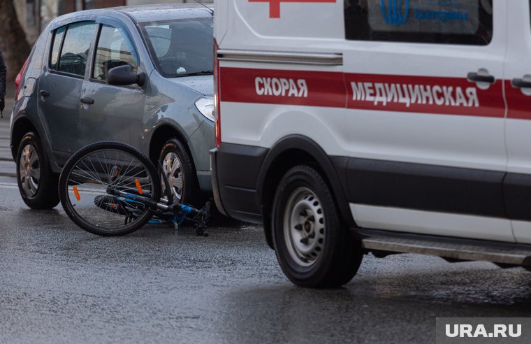 В Салехарде водитель сбил подростка на велосипеде (фото из архива)