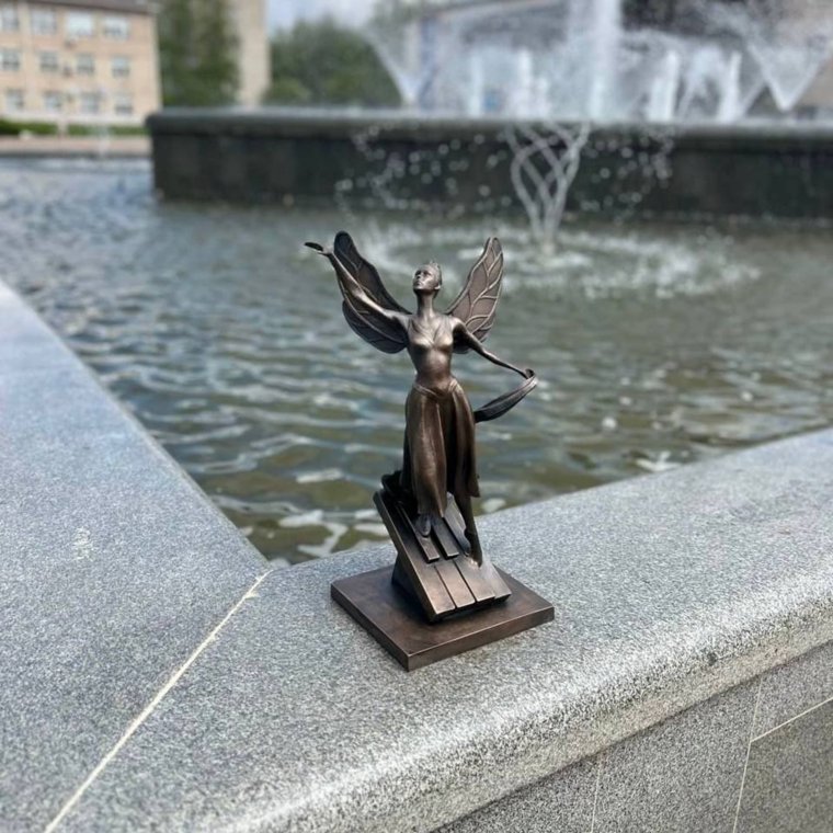 Фея Драже опять радует горожан и гостей города