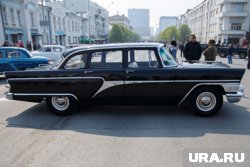 Автомобиль 1963 года выпуска продают в Сургуте