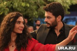 В основу сериала «Ветреный» легла одноименная книга Сюмейе Коч