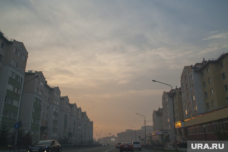По данным синоптиков, ночью в городе произошло накопление загрязняющих веществ в атмосфере