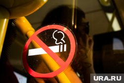 Сенатор предложил поднять штраф за курение в подъездах до 50 тысяч рублей 