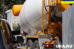 Бетономешалка не успела затормозить и влетела в «Газель» (архивное фото)