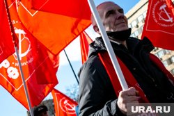 Тюменской КПРФ митинг согласовали на одной из центральных площадей, а РКРП ограничились шествием