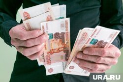 Незаконный вывоз валюты на 1,5 млн рублей пресекли работники таможни в Сургуте
