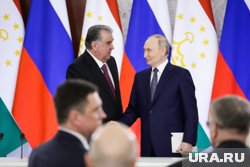 Путин и Рахмон также рассмотрели вопросы подготовки к предстоящим международным мероприятиям