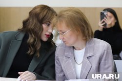 Юрист Юлия Липинская (слева) считает, что препятствий для использования биоматериала нет