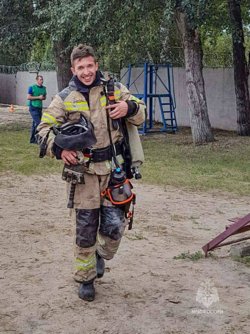 Артемий Кузнецов был в гостях, когда заметил дым