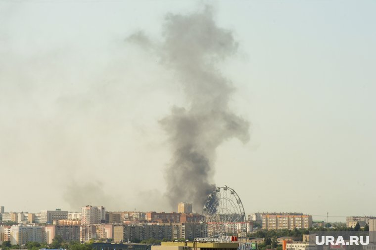 Дым видно в центре города 