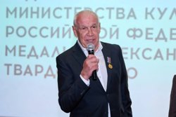 Медаль получил народный артист РФ Сергей Гармаш