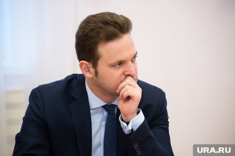 Глава депобразования ХМАО Алексей Дренин предпочитает настольные игры компьютерным